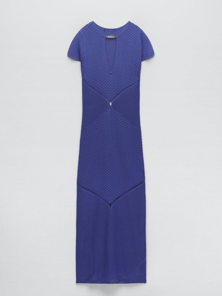 V Neck Knit Dress with Chain