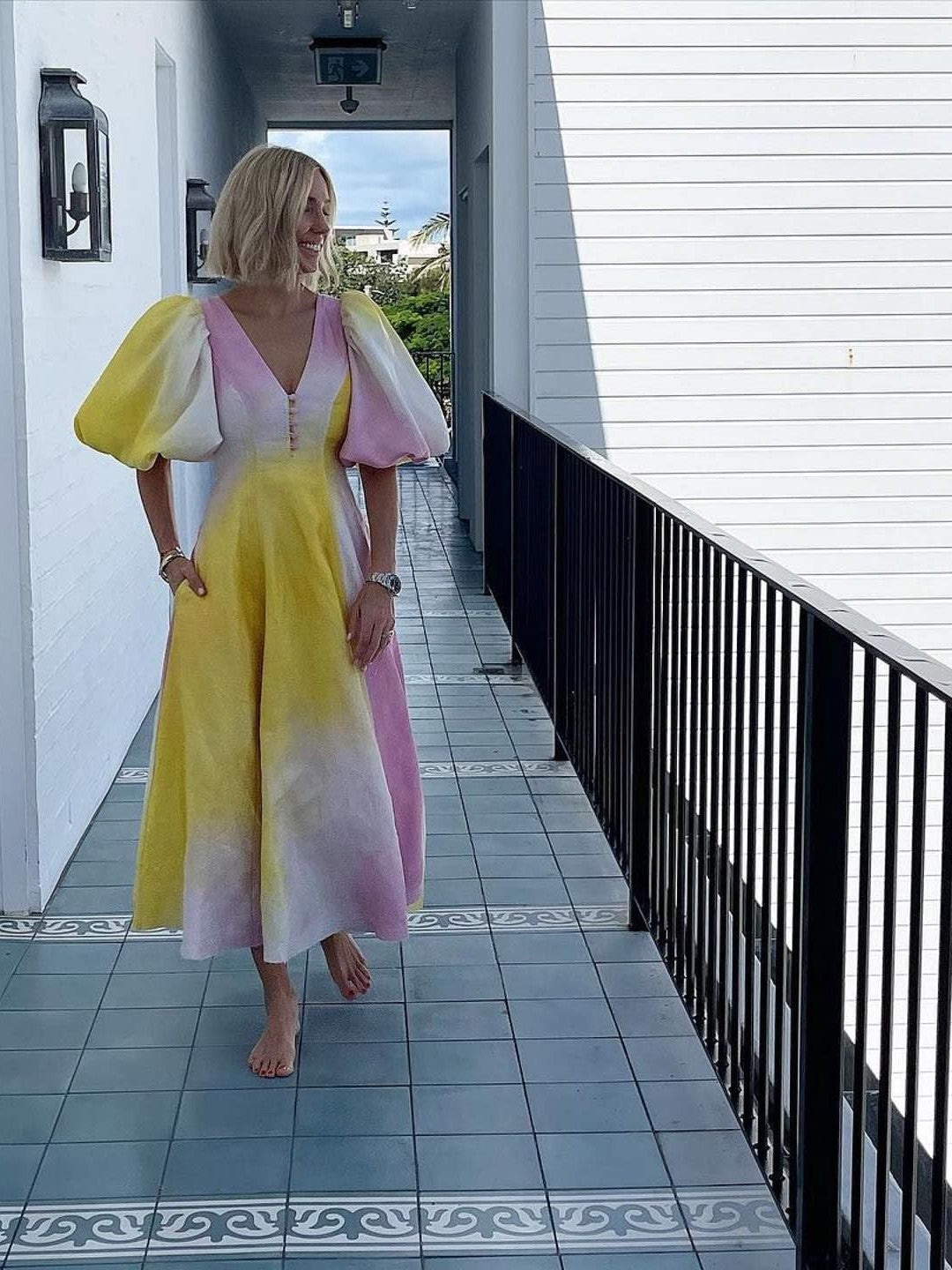 V Neck Lantern Sleeve Dress