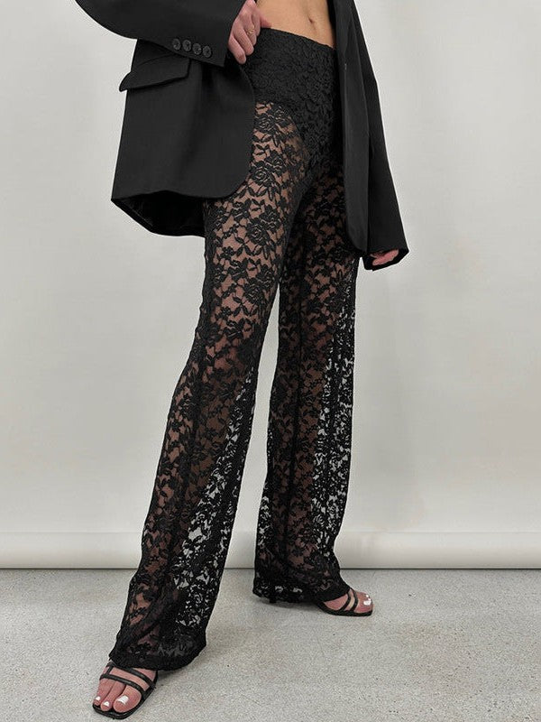 Woman high-waisted lace trousers