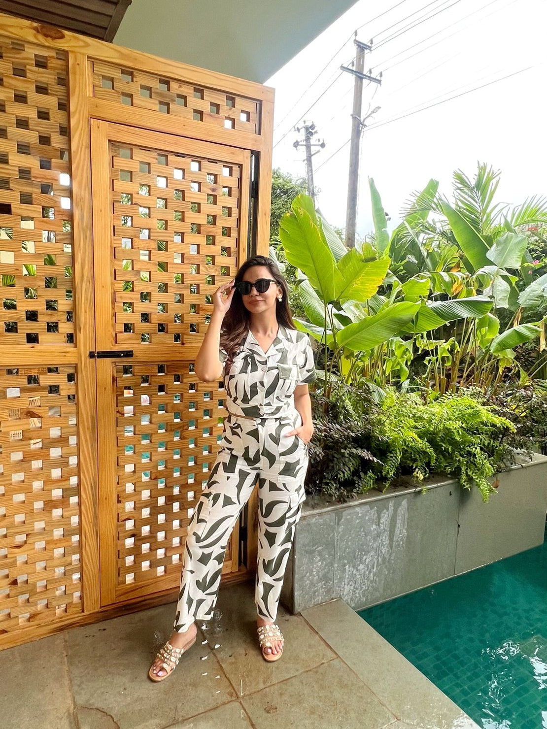 Abstract Print Top with Cargo Pants Coord Set