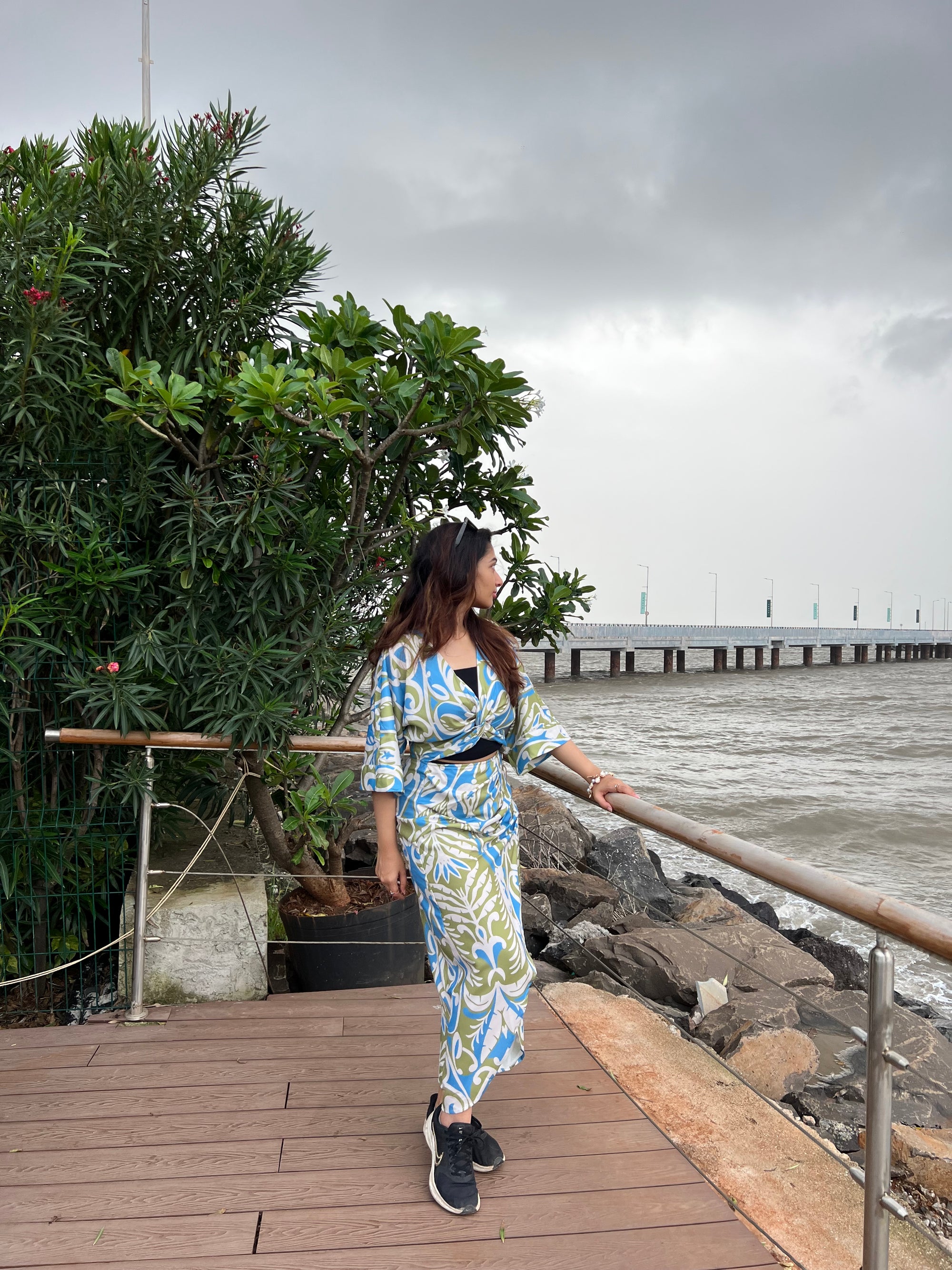 Floral Print Twisted Crop Top & Skirt Coord Set