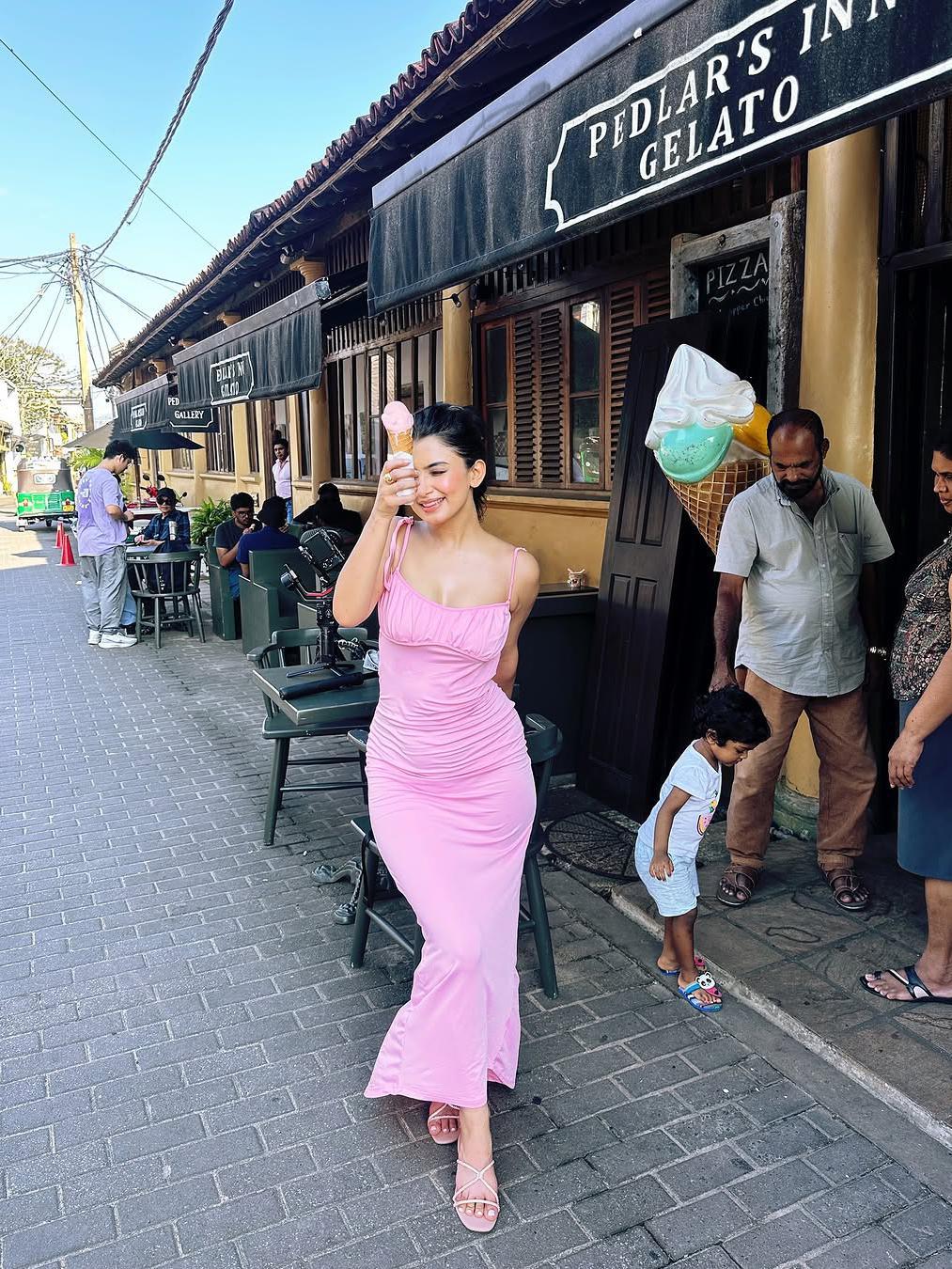 Spaghetti Strap Backless Pleated Dress