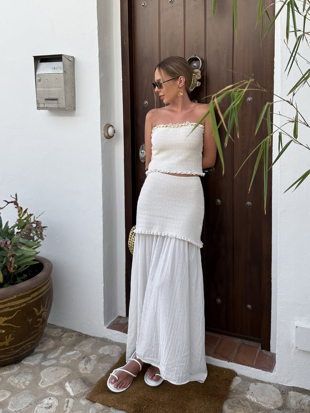 Knitted Tube Top & High Waist Pleated Skirt