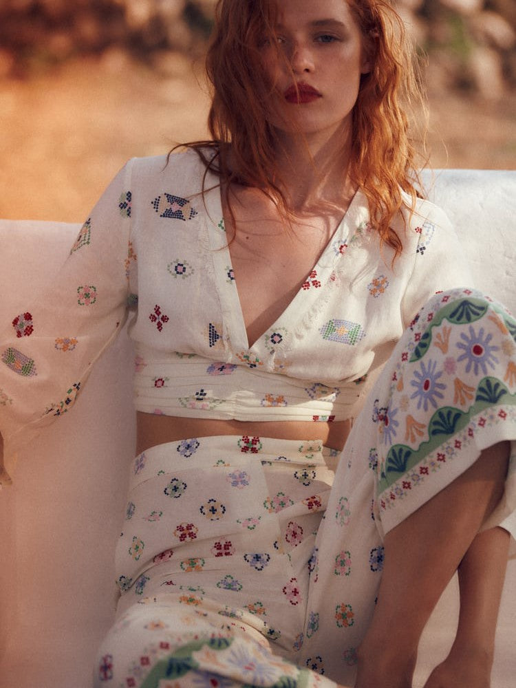 Floral Print V Neck Linen Blend Crop Top