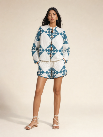 Combo set: Exclusives retro-print quilted jacket and shorts coord set with stand collar in blue/white geometric pattern