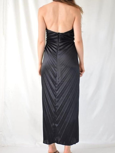 Black Halter Neck Pleated Backless Dress