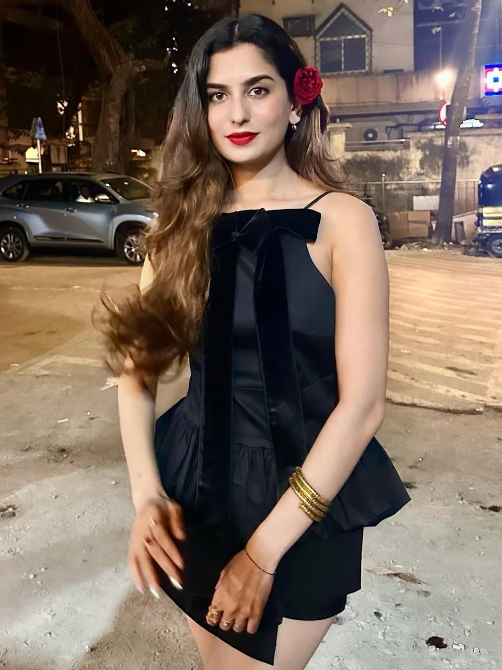 Velvet Bow Applique Balloon Top