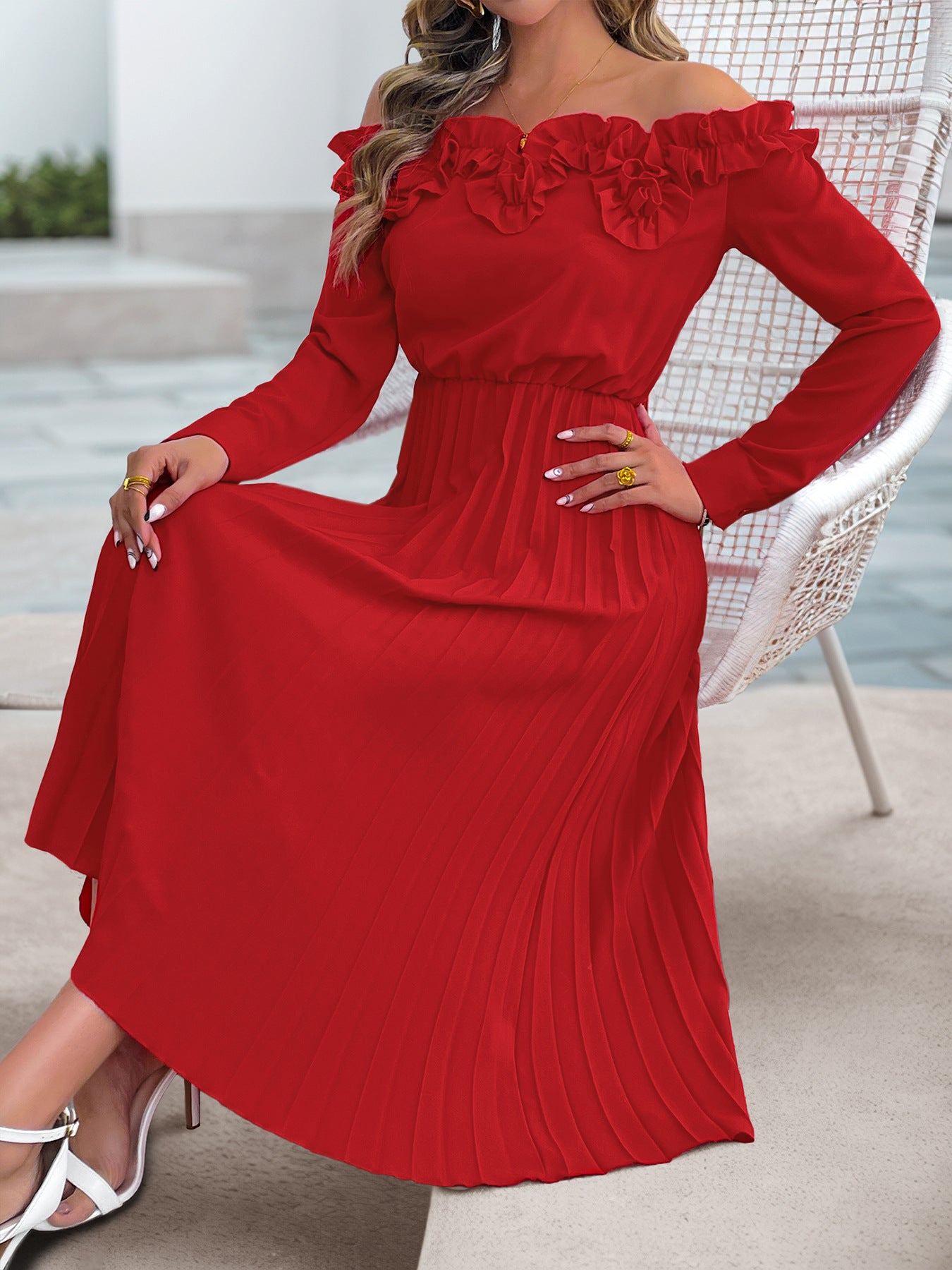 Off Shoulder Long Sleeve Pleated Dress