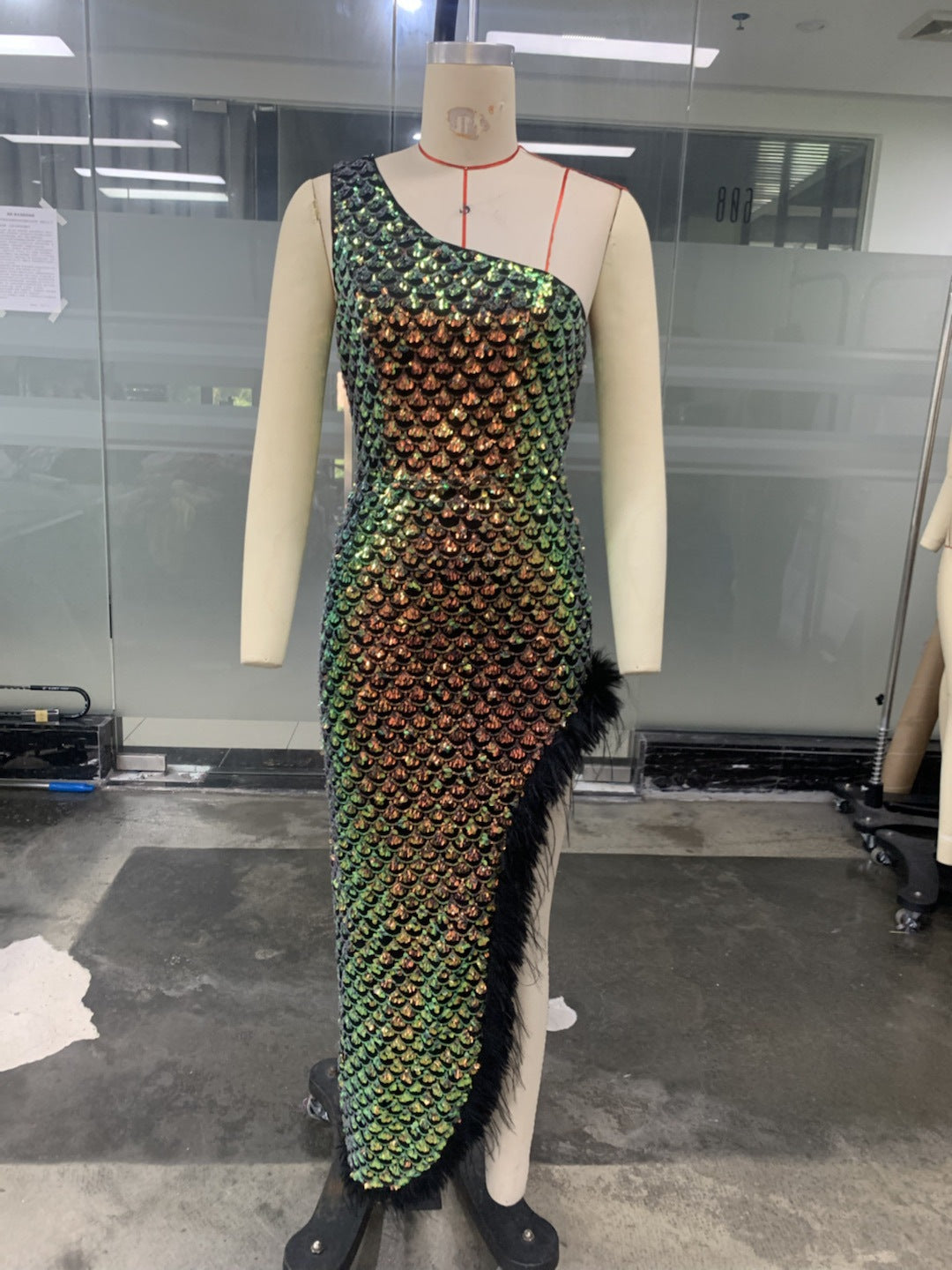 One Shoulder Feather Sequins Cocktail High Slit Dress