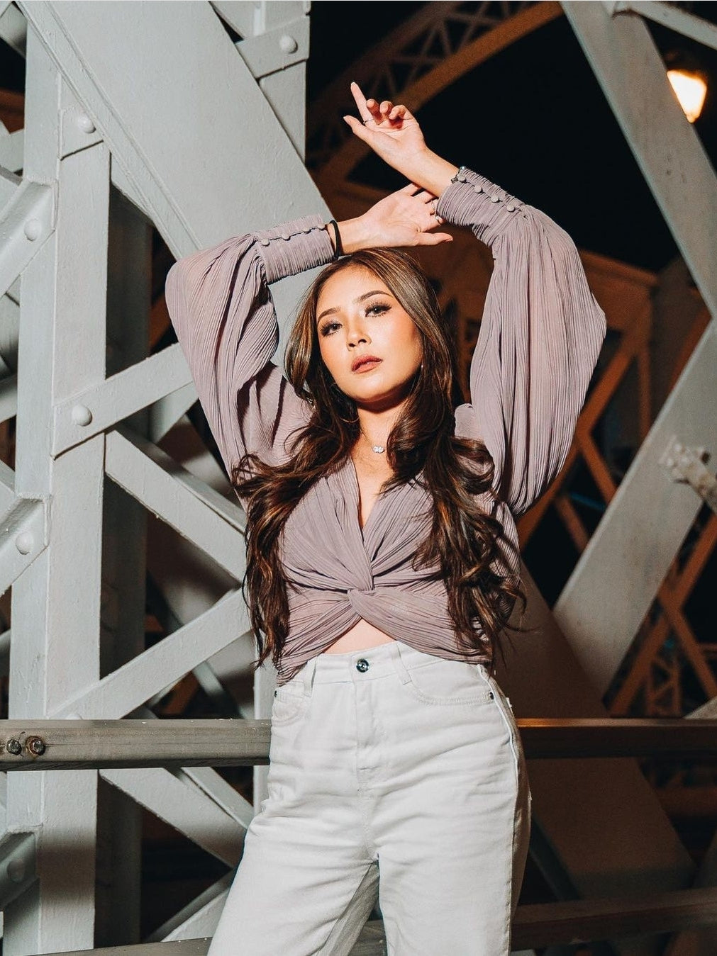 Lantern Sleeves Grey V Neck Pleated Top