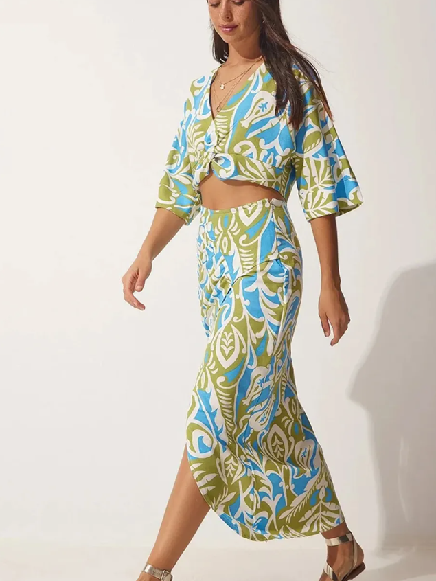 Floral Print Twisted Crop Top & Skirt Coord Set