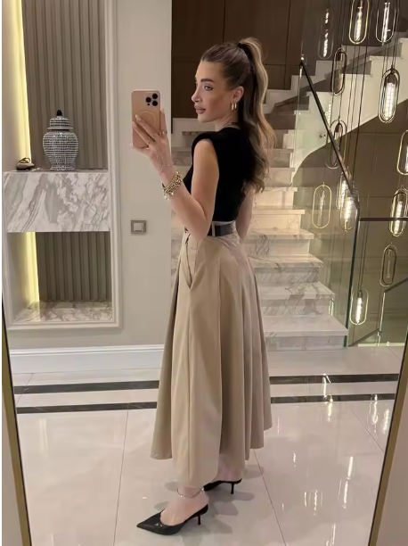 Two Tone Sleeveless Plated Dress with Belt