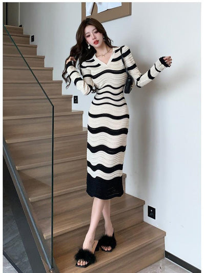 Stripped Knitted Short Sleeve Dress