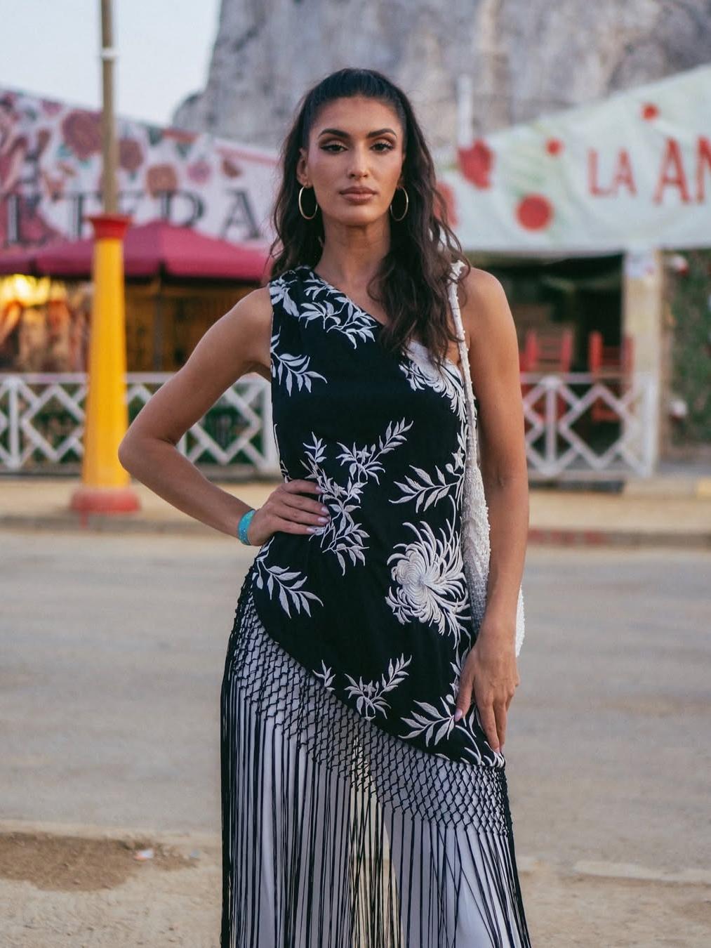 One Shoulder Asymmetric Embroidered Tassel Top