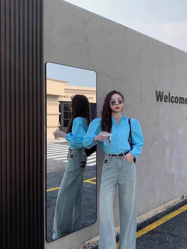 Ch  Print Wide Leg Denim Pants