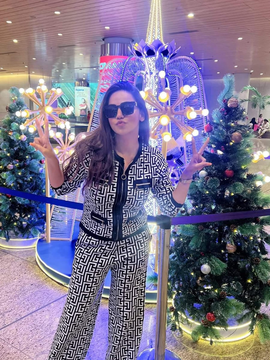 B Print Woolen Coord Set