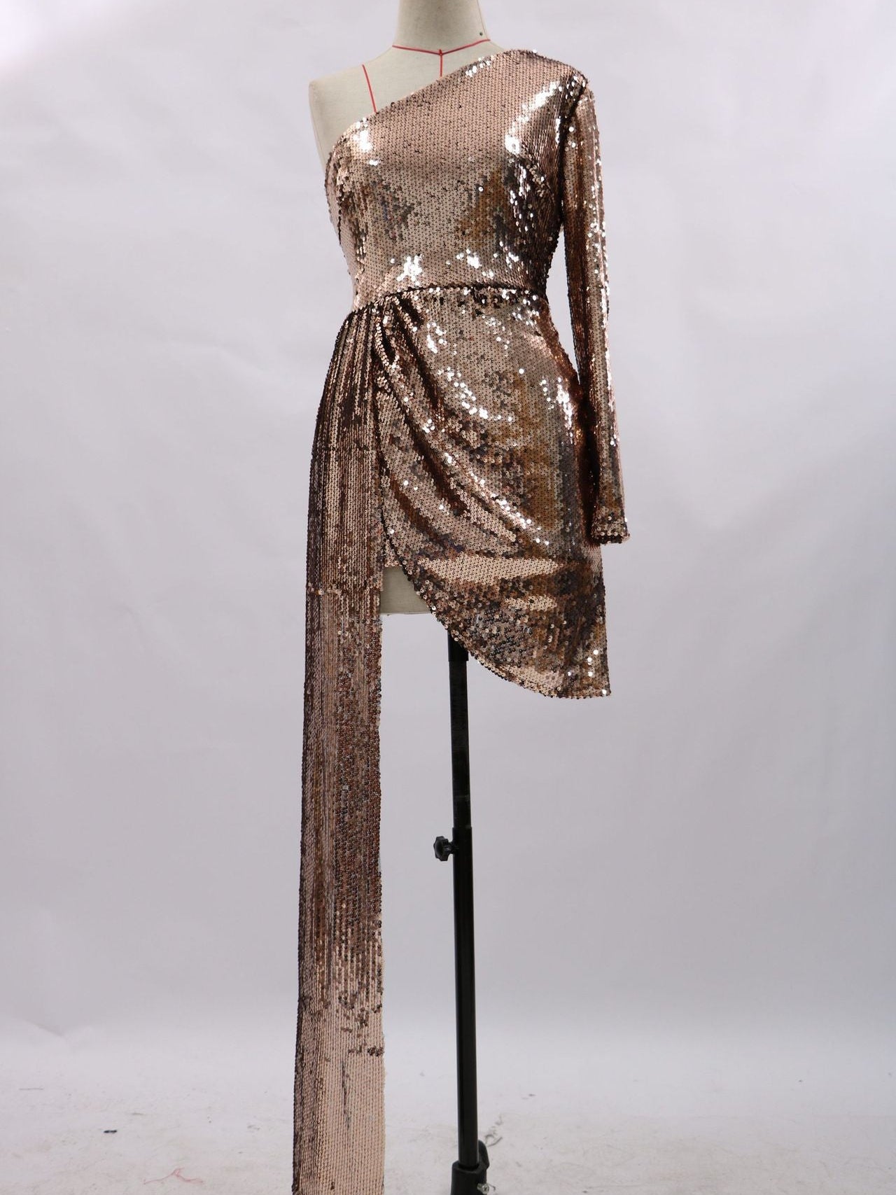 Golden One Shoulder Sequins Slim Dress
