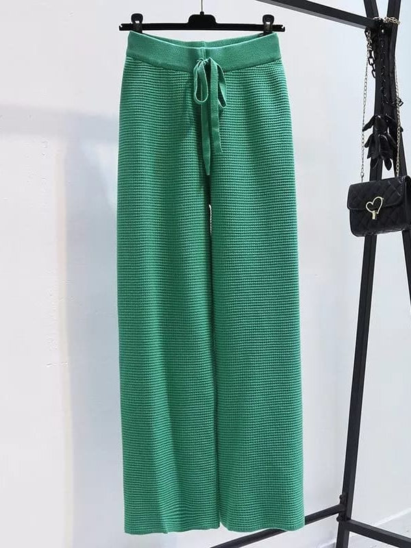 Pleated Wide Leg Trousers in 8 Ways - Outfit Ideas