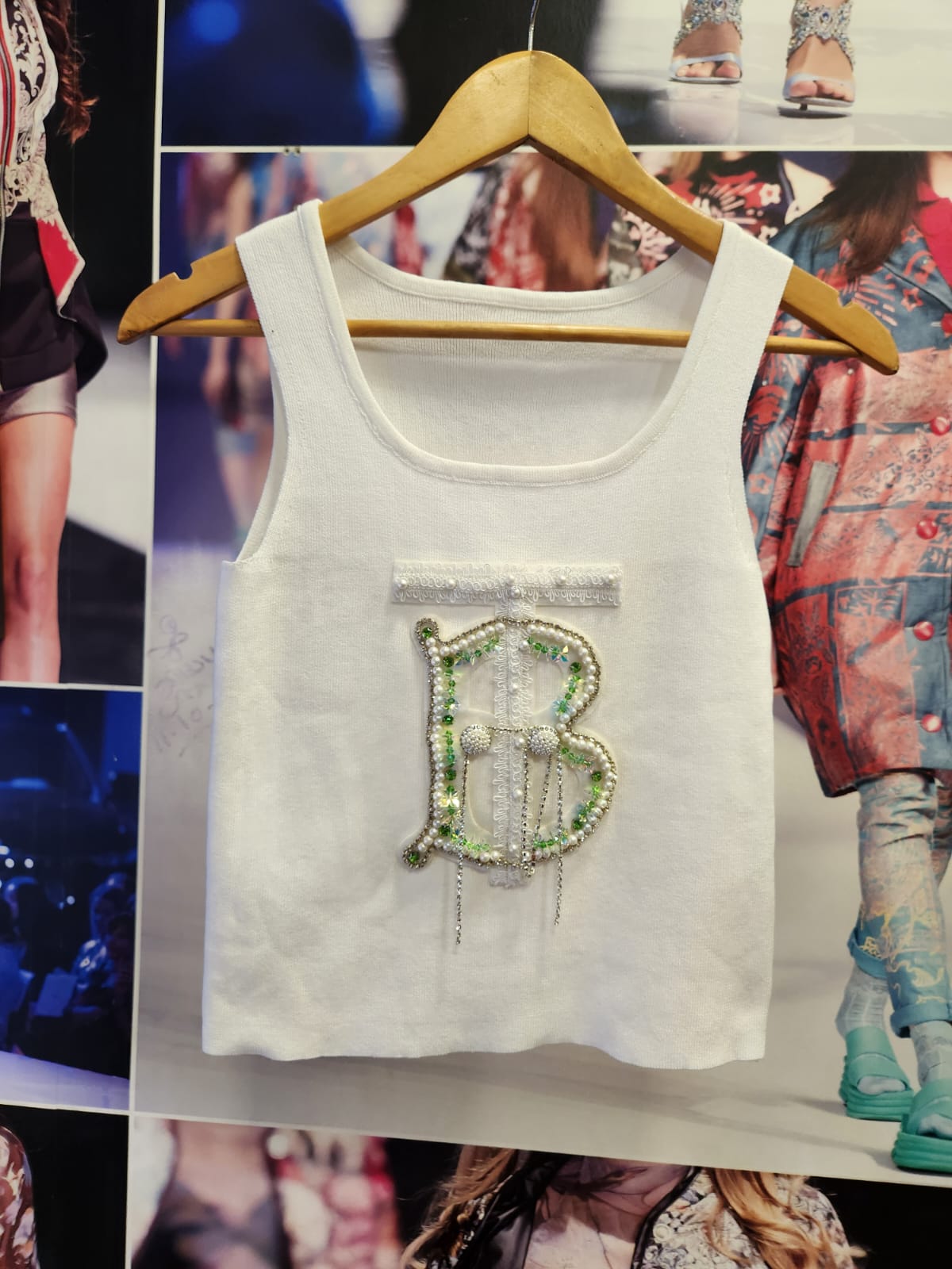 Print B Sleeveless Knit Top
