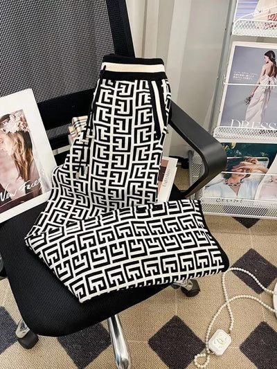 Print Soft Woolen Elastic Waist Palazzo Pants