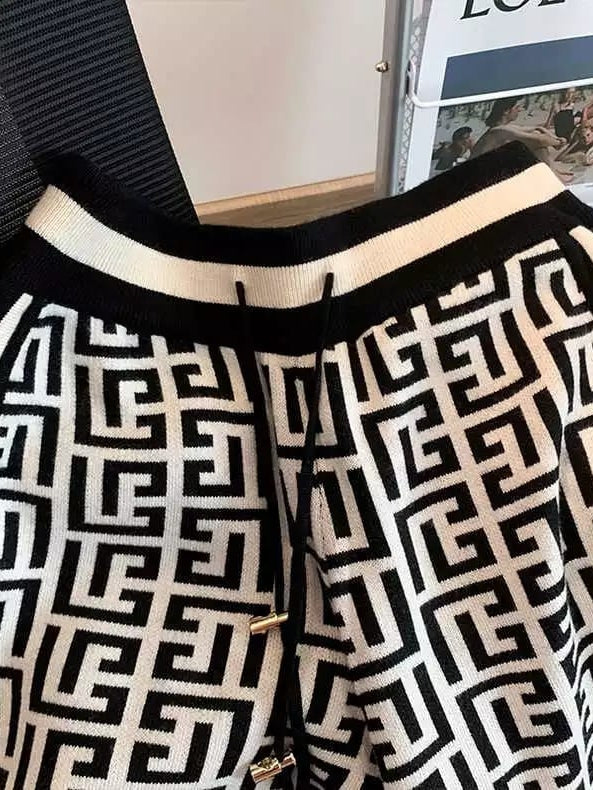 Print Soft Woolen Elastic Waist Palazzo Pants